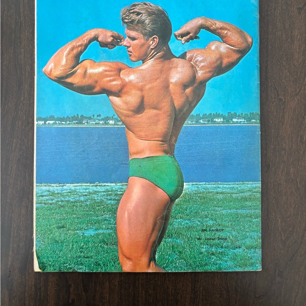 Magazine - December 1967 Issue - Picture 2 of 2